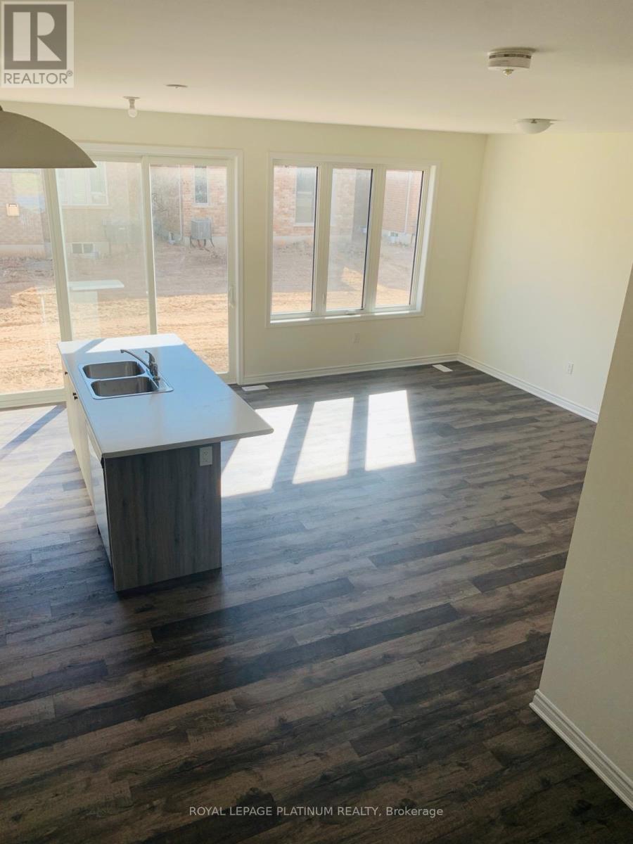 1366 Sycamore Garden, Milton, Ontario  L9T 2X5 - Photo 17 - W12602780