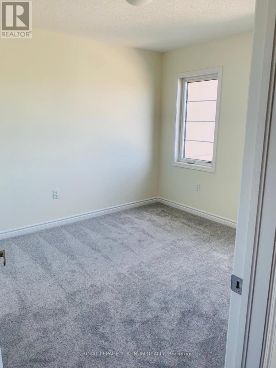 1366 Sycamore Garden, Milton, Ontario  L9T 2X5 - Photo 3 - W12602780