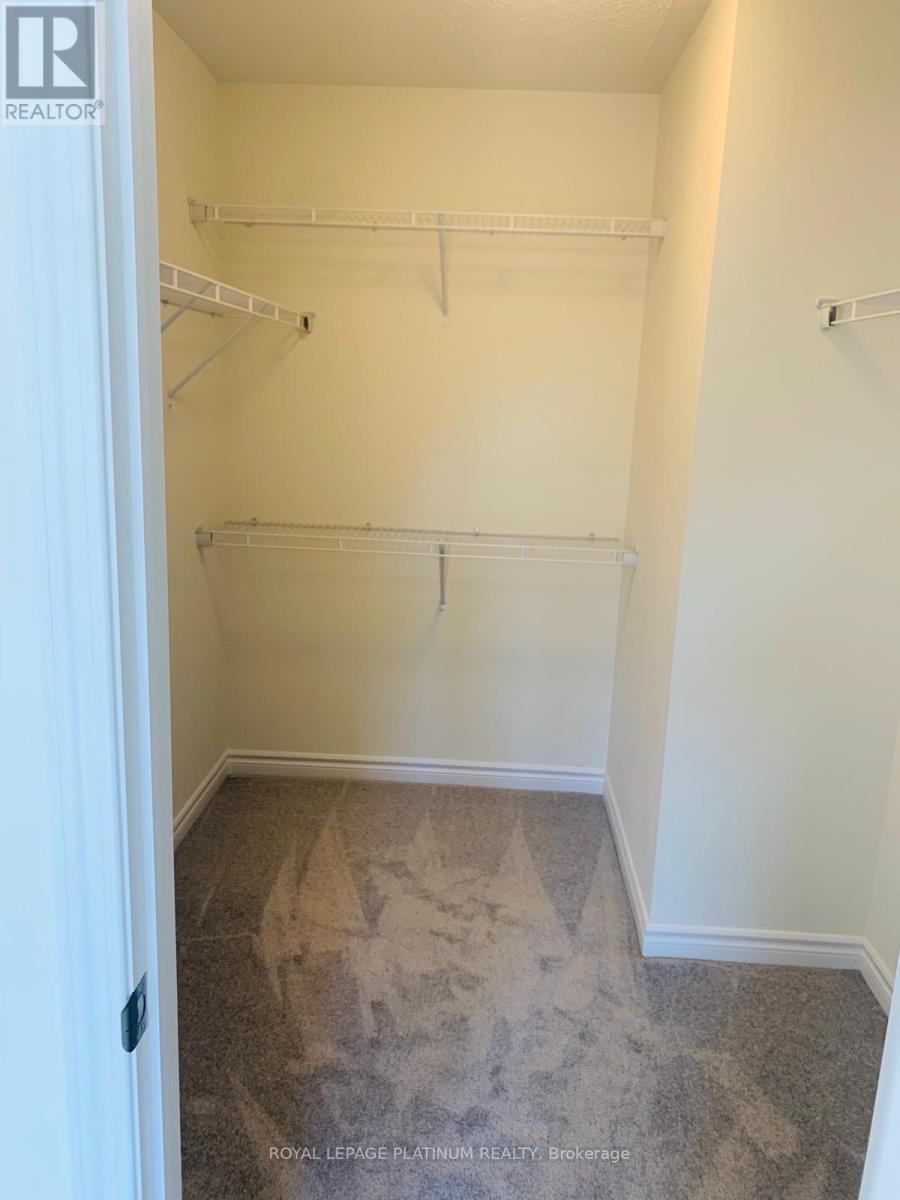 1366 Sycamore Garden, Milton, Ontario  L9T 2X5 - Photo 7 - W12602780