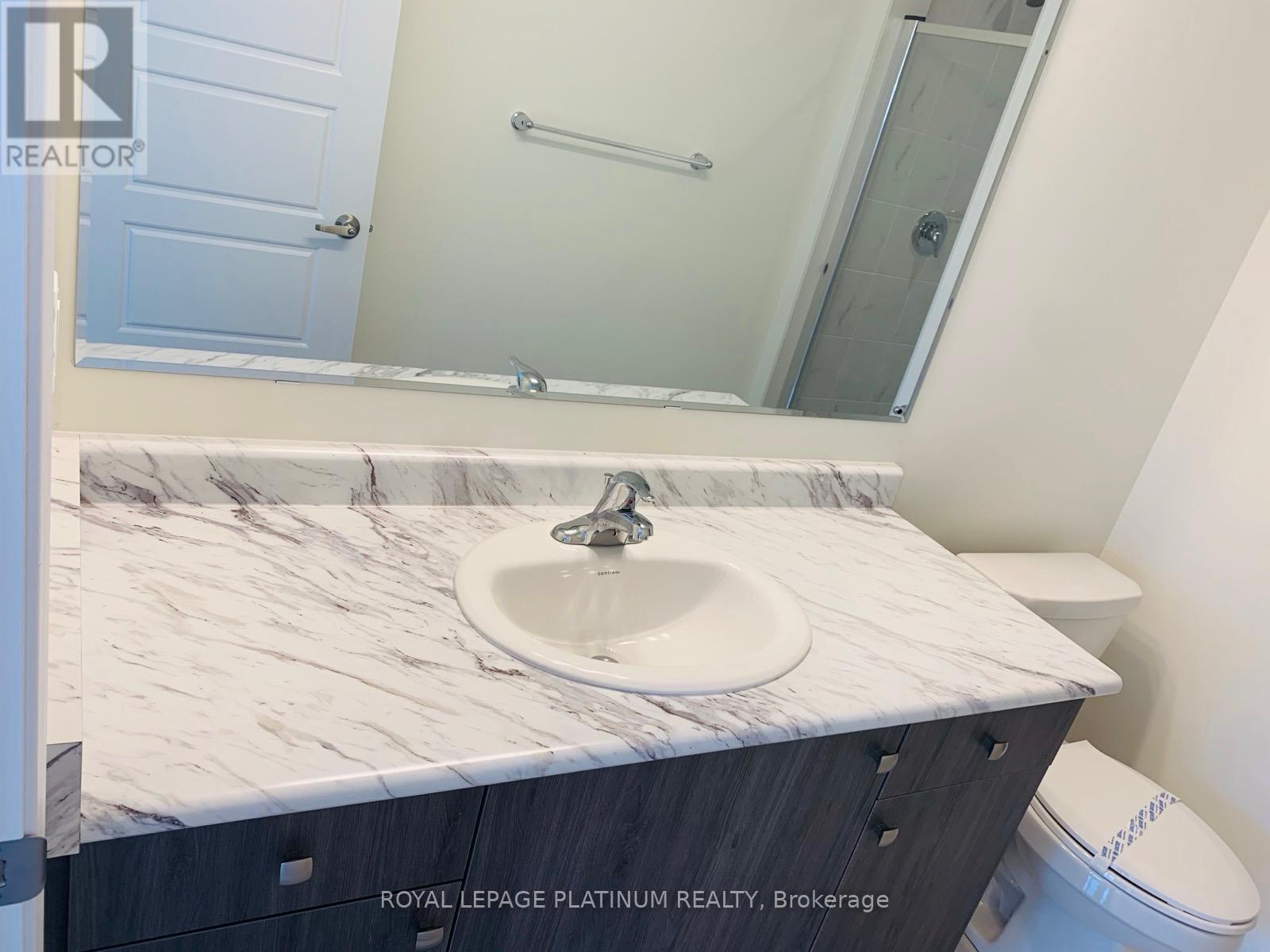 1366 Sycamore Garden, Milton, Ontario  L9T 2X5 - Photo 8 - W12602780