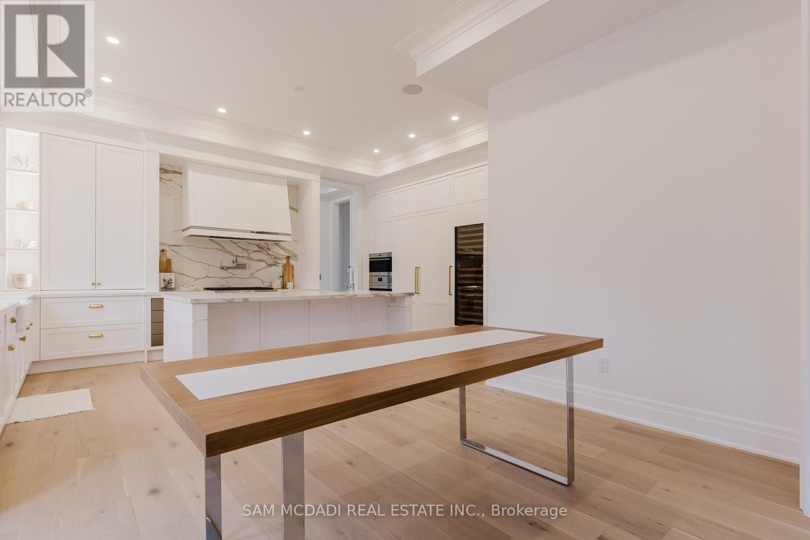 243 Prince George Crescent, Oakville, Ontario  L6L 6P2 - Photo 21 - W12602790