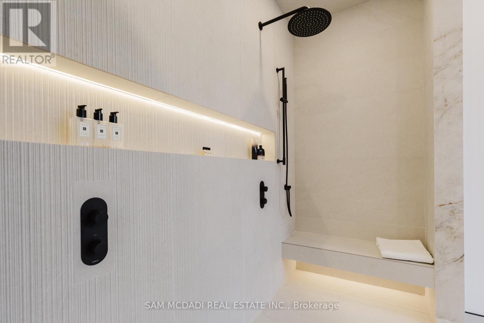 243 Prince George Crescent, Oakville, Ontario  L6L 6P2 - Photo 29 - W12602790