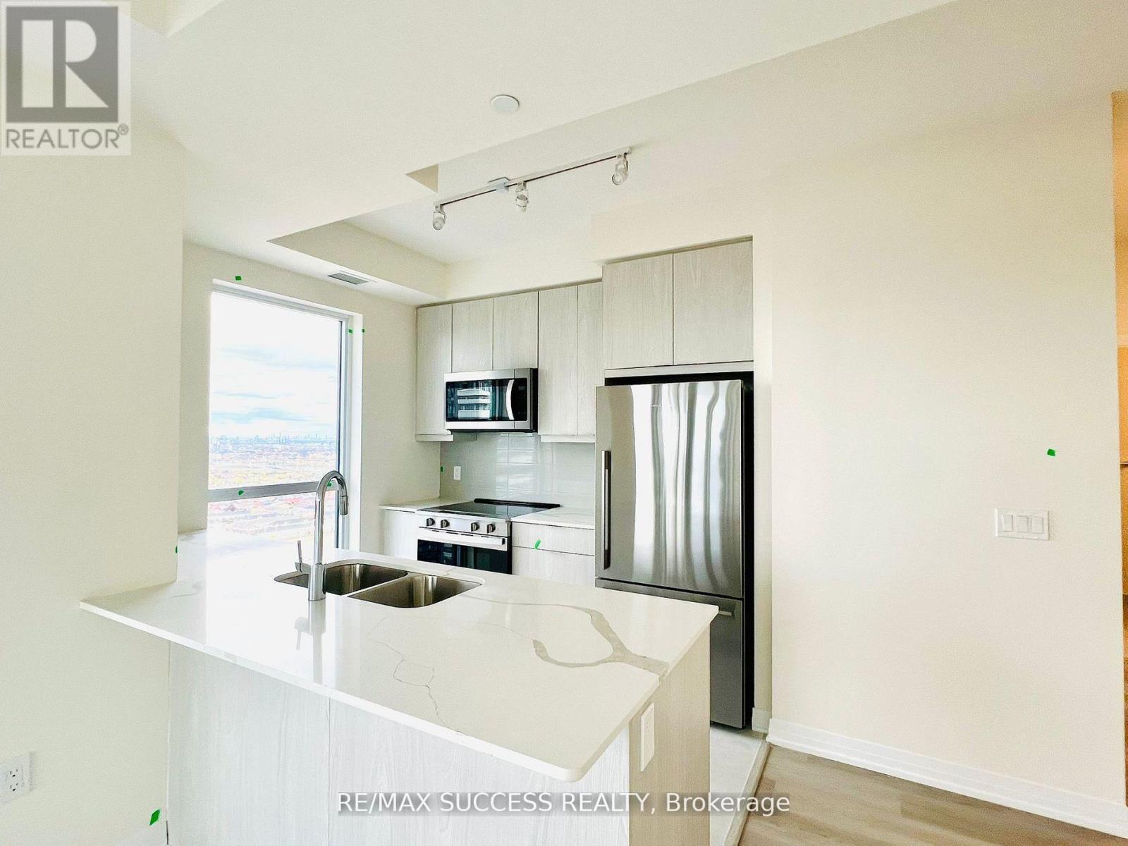 2909 - 15 Watergarden Drive, Mississauga, Ontario  L5R 0H4 - Photo 11 - W12602800