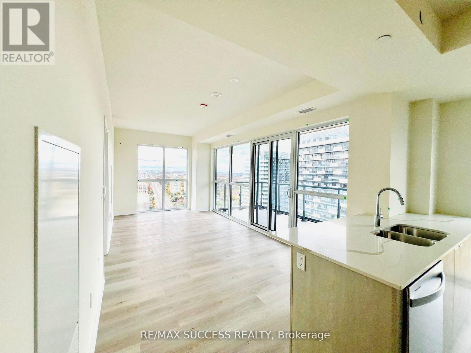 2909 - 15 Watergarden Drive, Mississauga, Ontario  L5R 0H4 - Photo 13 - W12602800