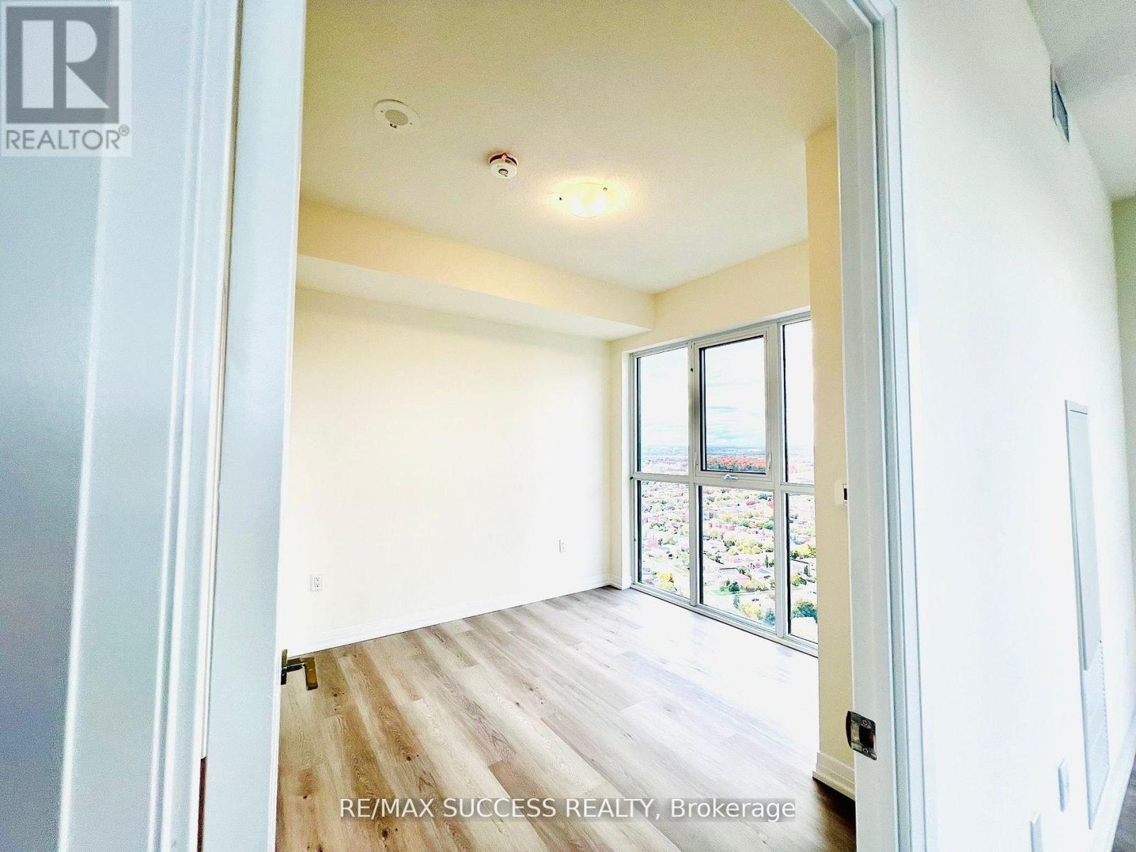 2909 - 15 Watergarden Drive, Mississauga, Ontario  L5R 0H4 - Photo 16 - W12602800