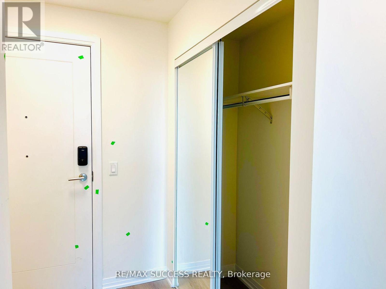 2909 - 15 Watergarden Drive, Mississauga, Ontario  L5R 0H4 - Photo 20 - W12602800