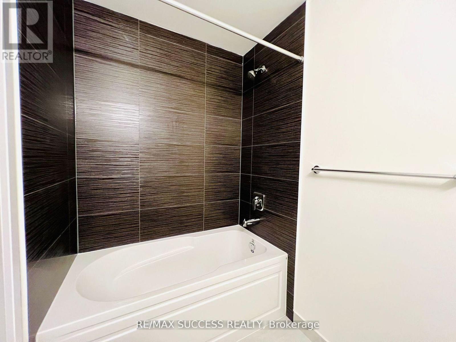 2909 - 15 Watergarden Drive, Mississauga, Ontario  L5R 0H4 - Photo 27 - W12602800
