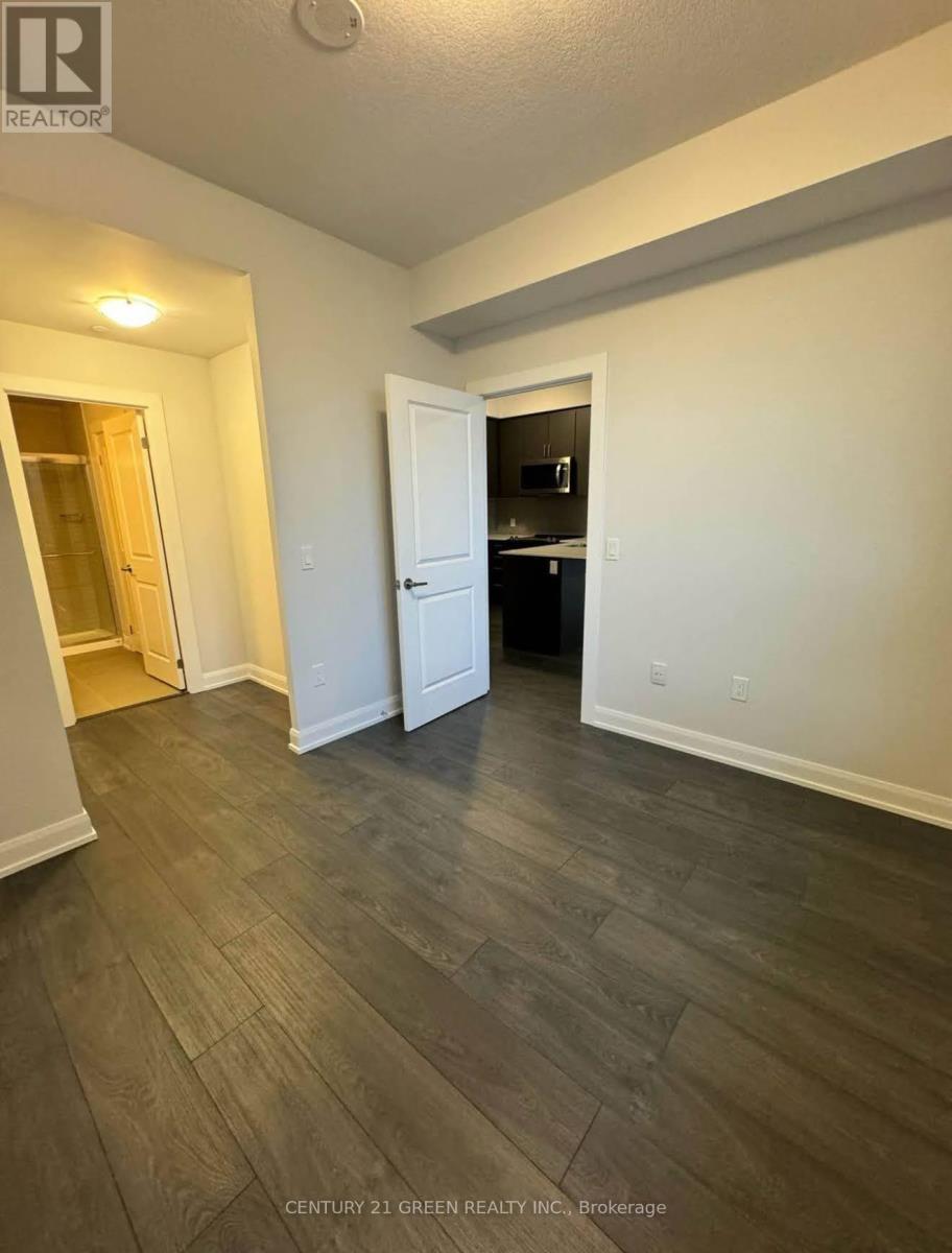 205 - 3220 William Coltson Avenue, Oakville, Ontario  L6H 7X9 - Photo 8 - W12602822