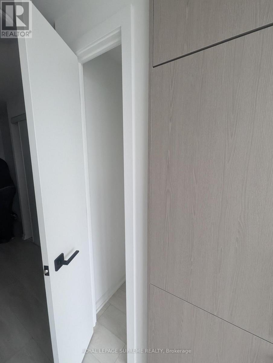 2108 - 1285 Dupont Street N, Toronto, Ontario  M6H 2A6 - Photo 14 - W12602868