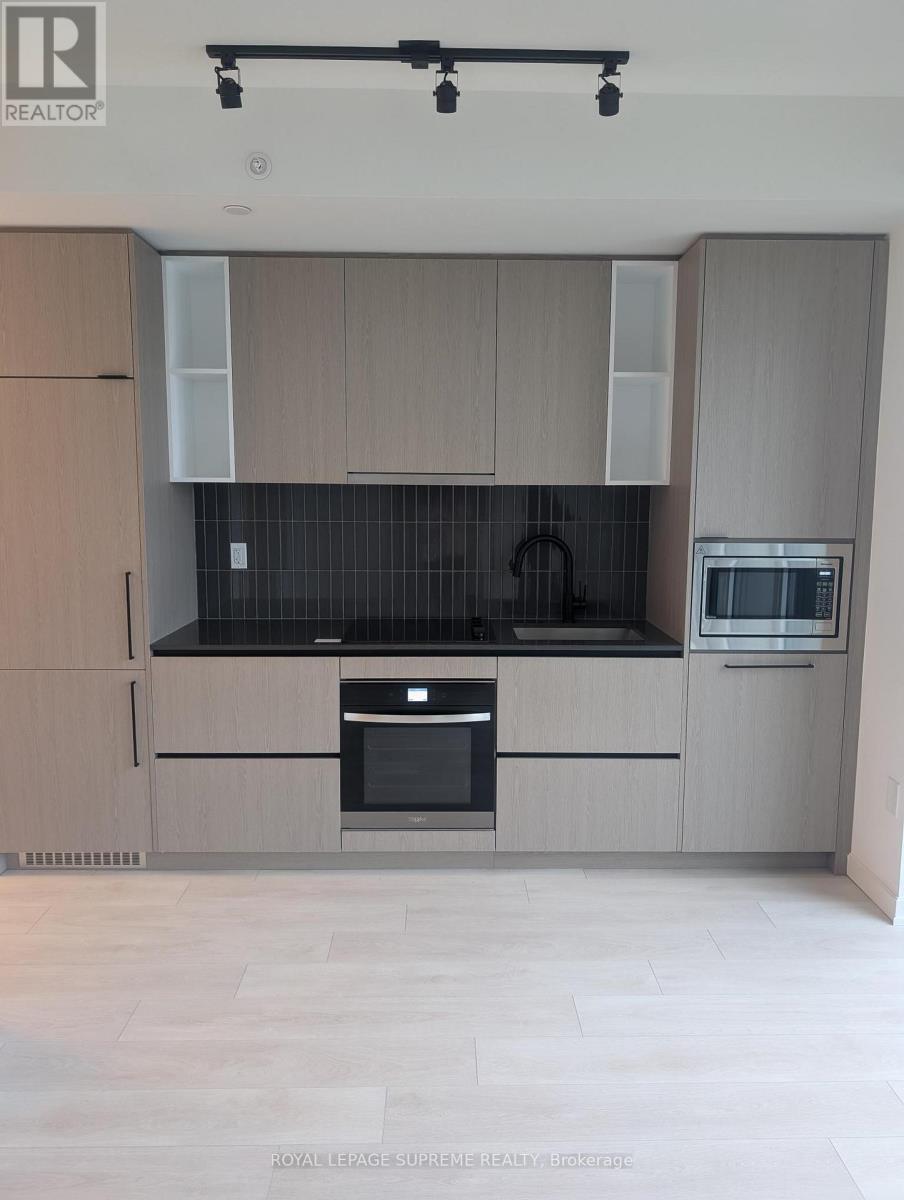 2108 - 1285 Dupont Street N, Toronto, Ontario  M6H 2A6 - Photo 8 - W12602868