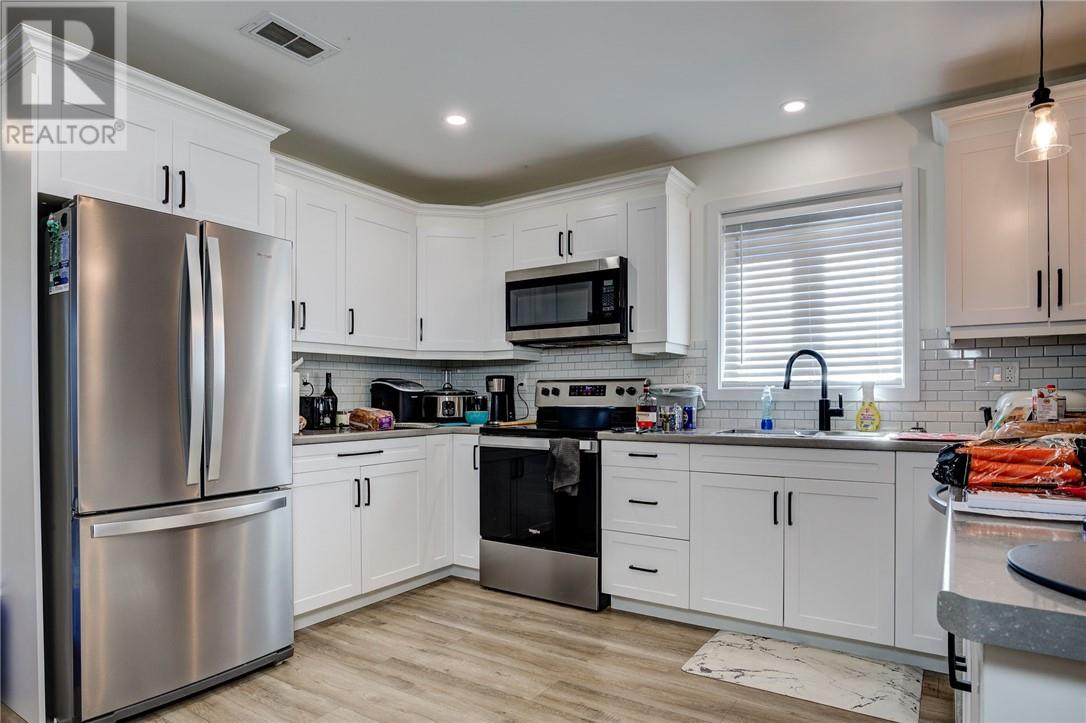 4537 & 4549 Notre Dame Avenue, Hanmer, Ontario  P3P 1X5 - Photo 3 - 2125827