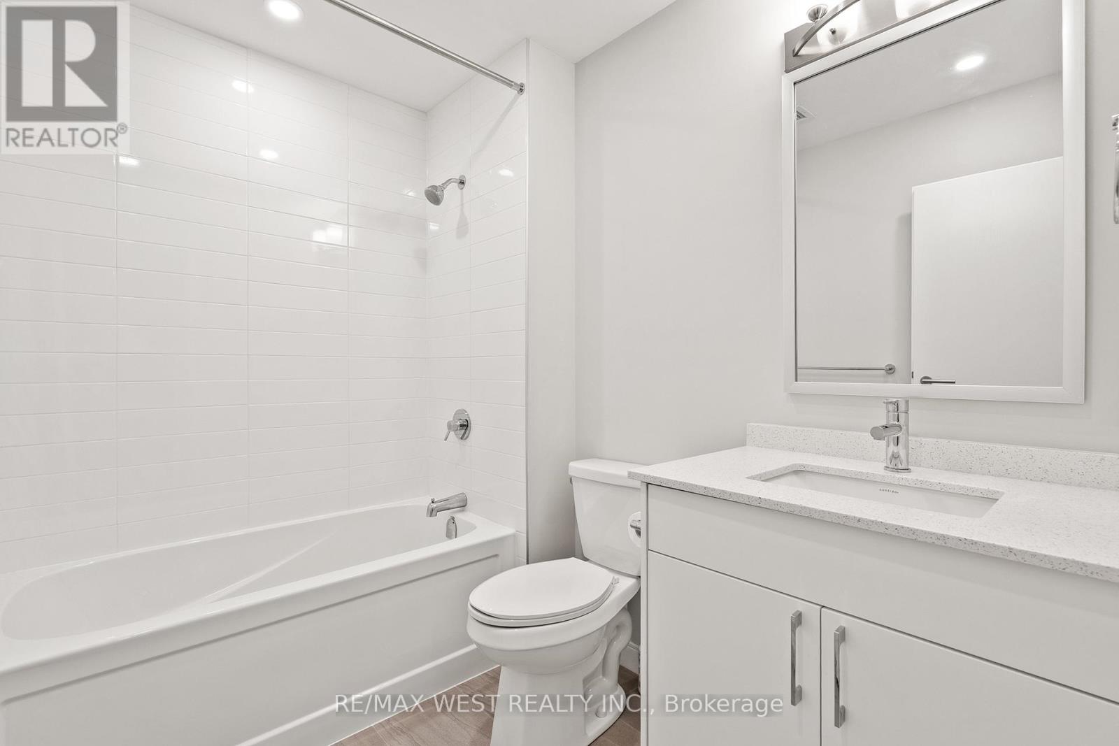 502 - 118 West Street, Port Colborne, Ontario  L3K 4C9 - Photo 15 - X12602762