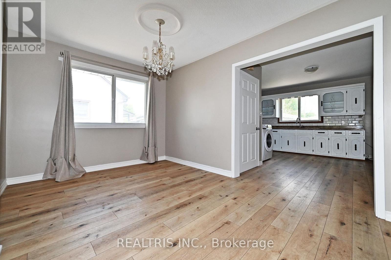 6 Lucerne Place, St. Catharines, Ontario  L2P 2E8 - Photo 14 - X12602776