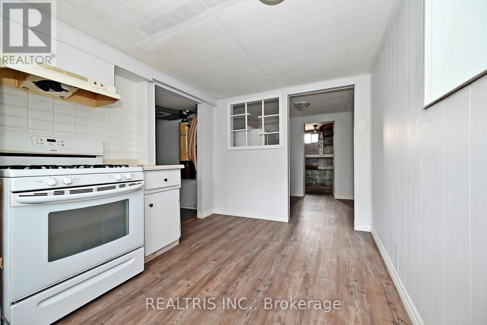 6 Lucerne Place, St. Catharines, Ontario  L2P 2E8 - Photo 33 - X12602776