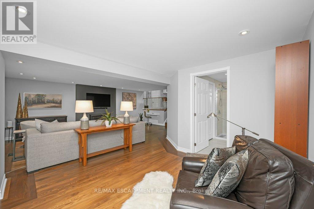 112 Thomas Street, Cambridge, Ontario  N3C 3C7 - Photo 19 - X12602806