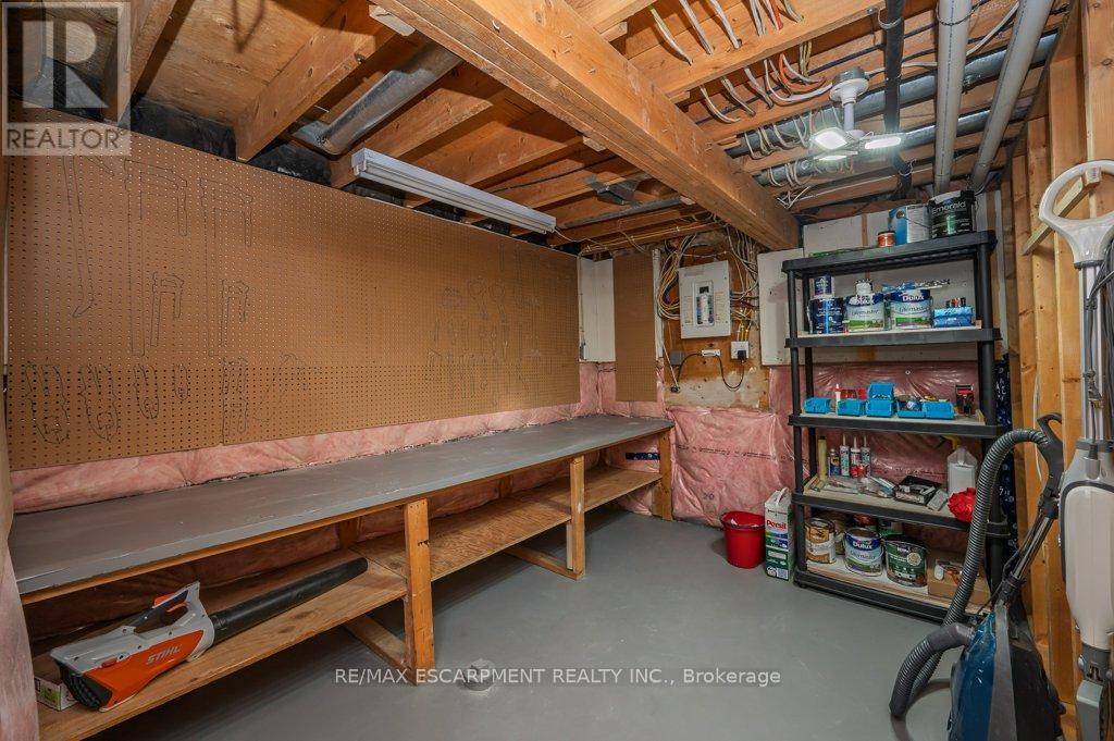 112 Thomas Street, Cambridge, Ontario  N3C 3C7 - Photo 37 - X12602806