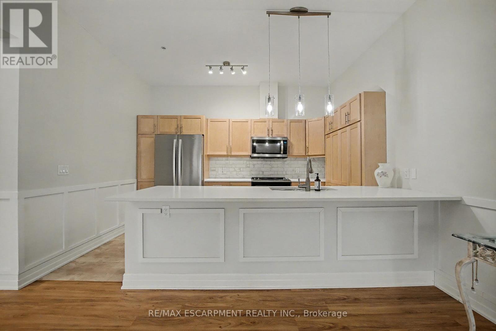 006 - 39 Sister Varga Terrace, Hamilton, Ontario L9B 0J7 - Photo 13 - X12602850