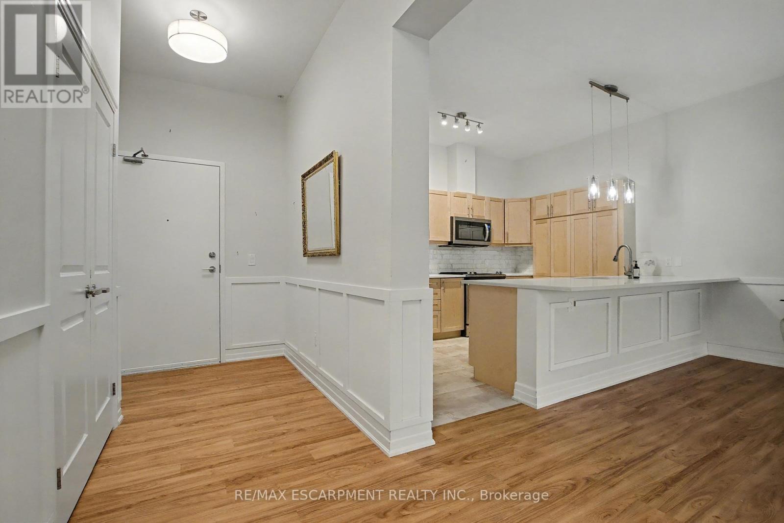 006 - 39 Sister Varga Terrace, Hamilton, Ontario L9B 0J7 - Photo 6 - X12602850