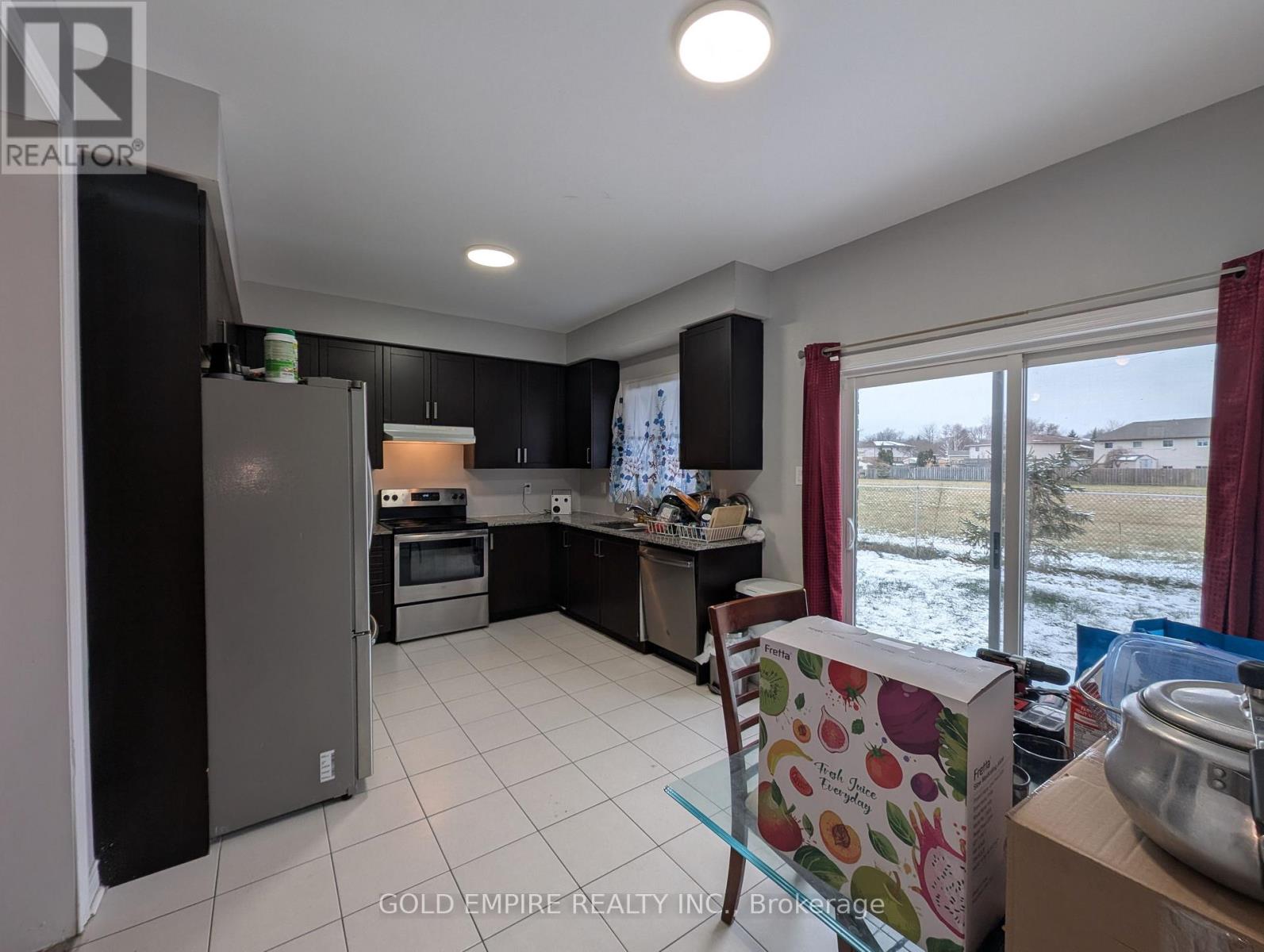 7511 Marpin Court, Niagara Falls, Ontario  L2H 0P3 - Photo 13 - X12602936