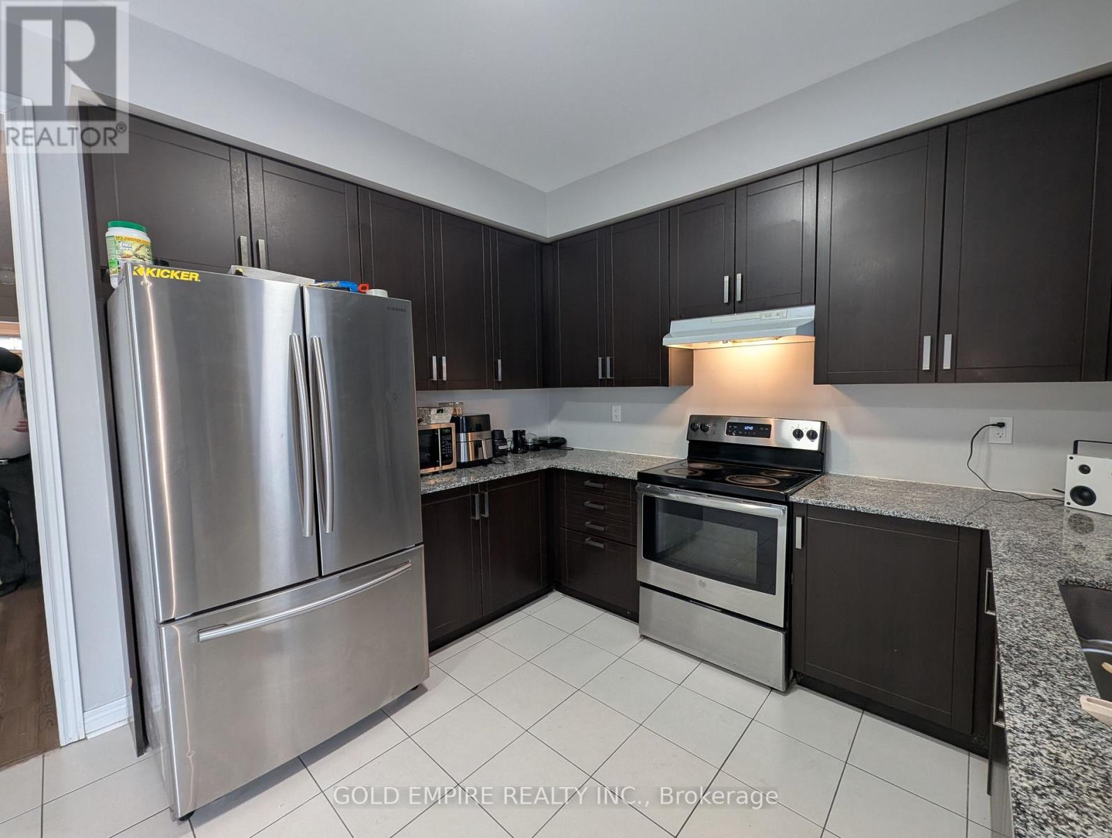 7511 Marpin Court, Niagara Falls, Ontario  L2H 0P3 - Photo 14 - X12602936