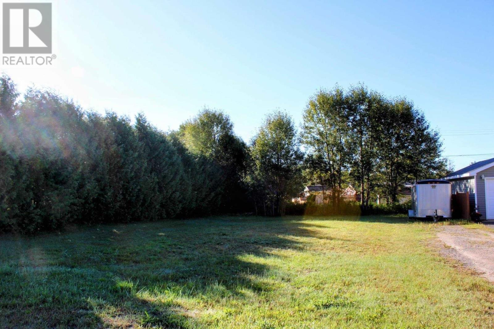 4 Sandpiper Ave, Manitouwadge, Ontario  P0T 2C0 - Photo 4 - TB251870