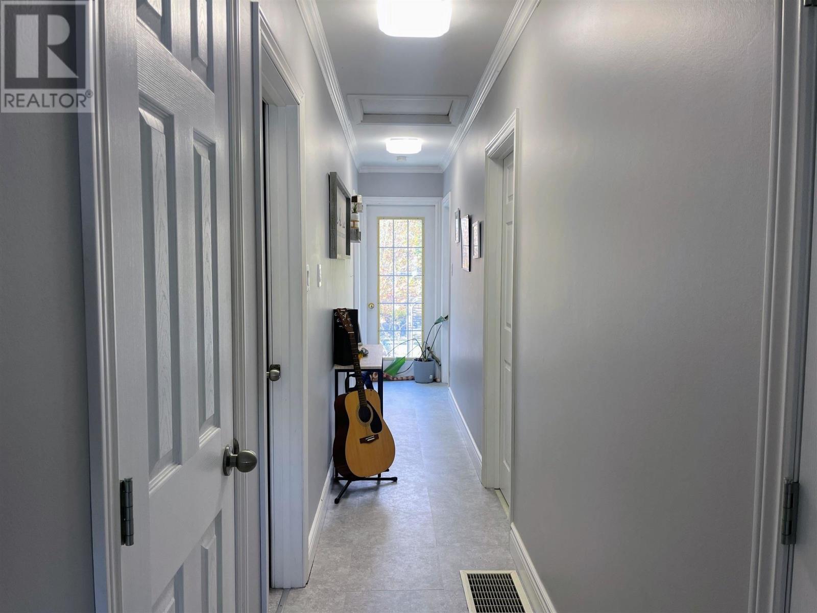 2 Essa Pl, Manitouwadge, Ontario  P0T 2C0 - Photo 10 - TB252166