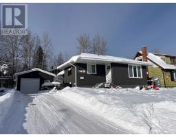 2 Essa PL, Manitouwadge, Ontario