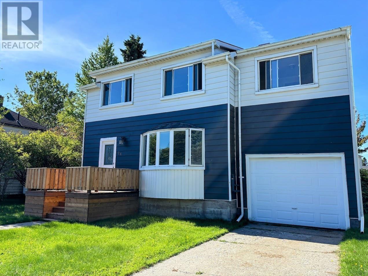 24 Stevens Ave, Marathon, Ontario  P0T 2E0 - Photo 2 - TB252923