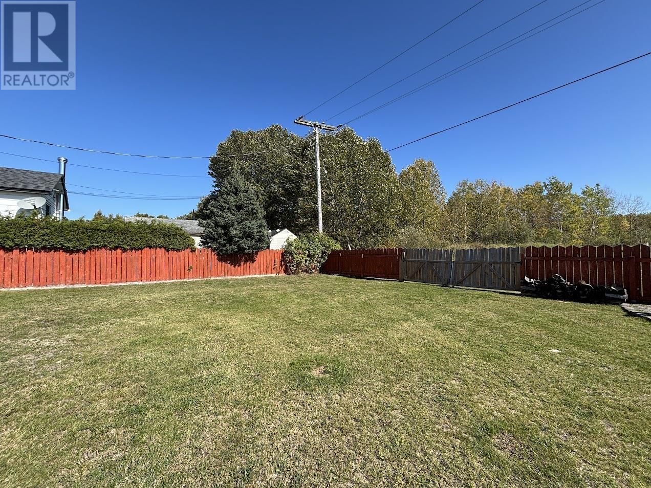 36 Otter Ave, Manitouwadge, Ontario  P0T 2C0 - Photo 46 - TB253069