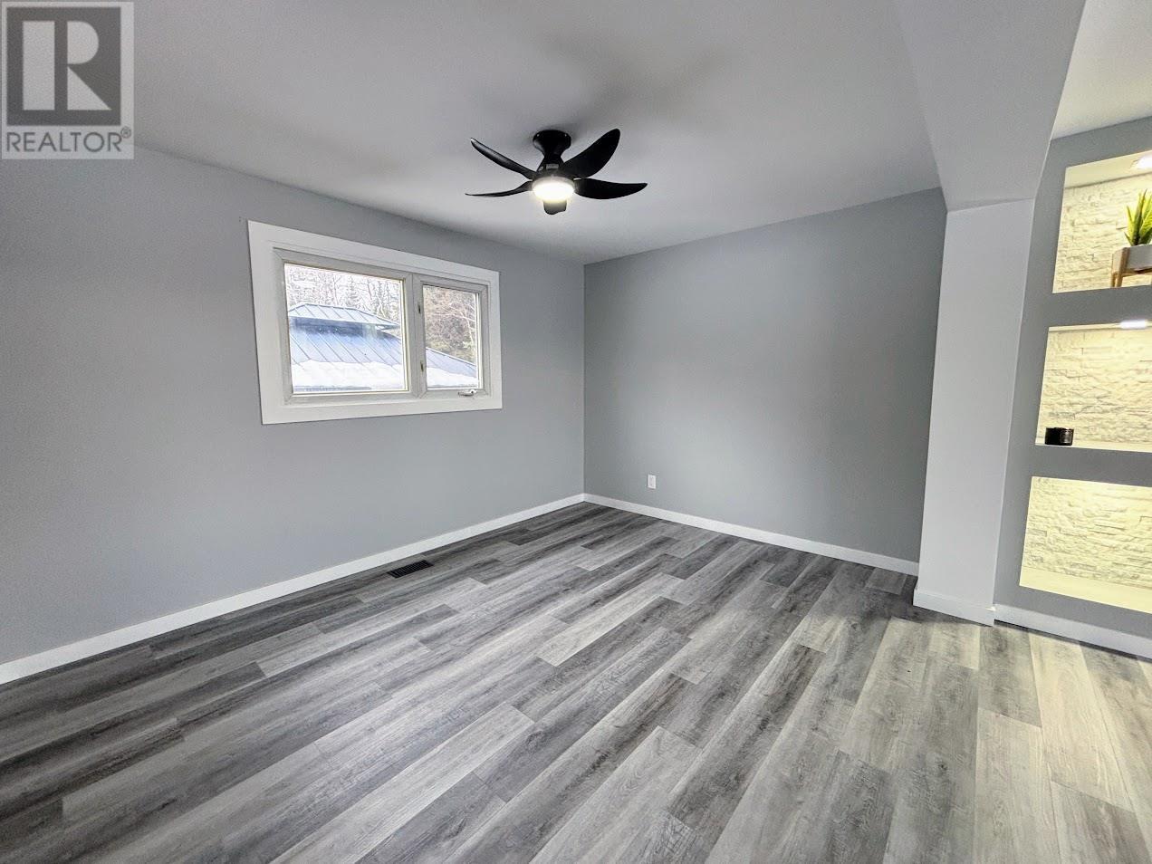 32 Mona Dr, Manitouwadge, Ontario  P0T 2C0 - Photo 10 - TB253515