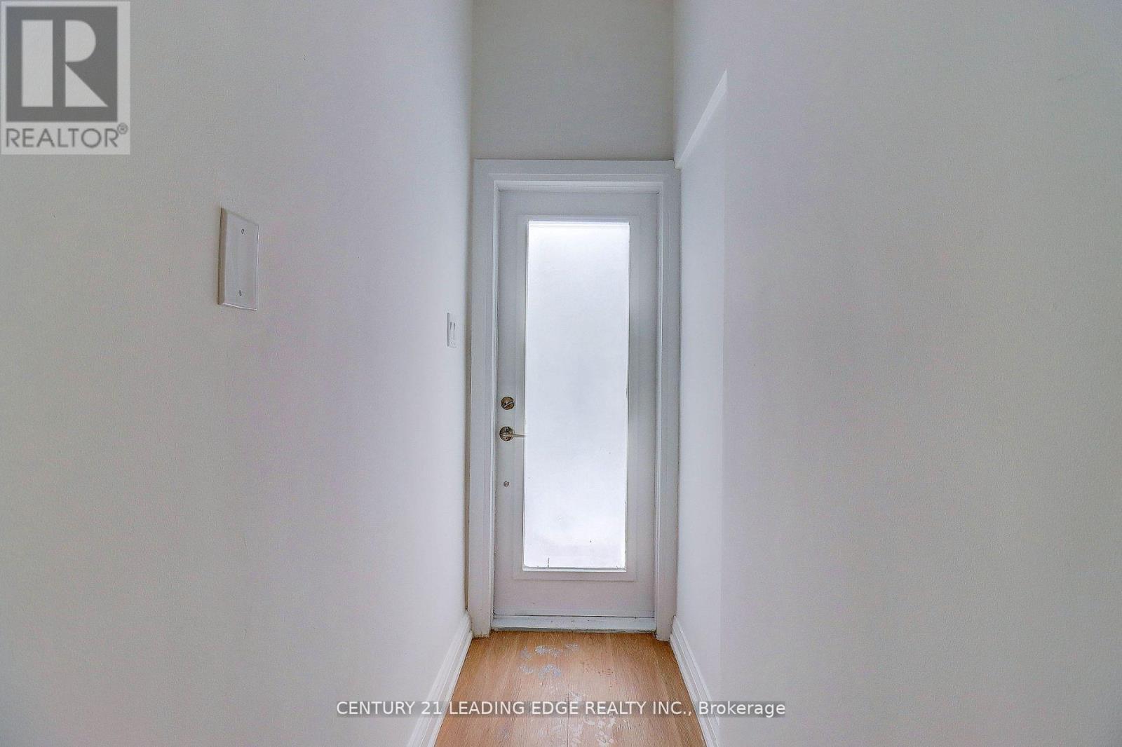 7 Ellsworth Avenue, Toronto, Ontario  M6G 2K4 - Photo 25 - C12601498