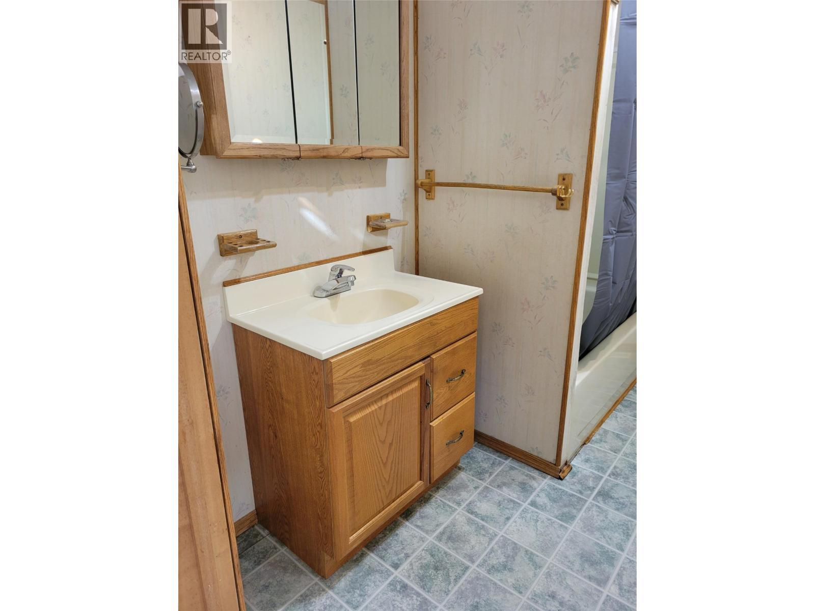 6780 Mead Road, Jaffray, British Columbia  V0B 1T0 - Photo 20 - 10370658