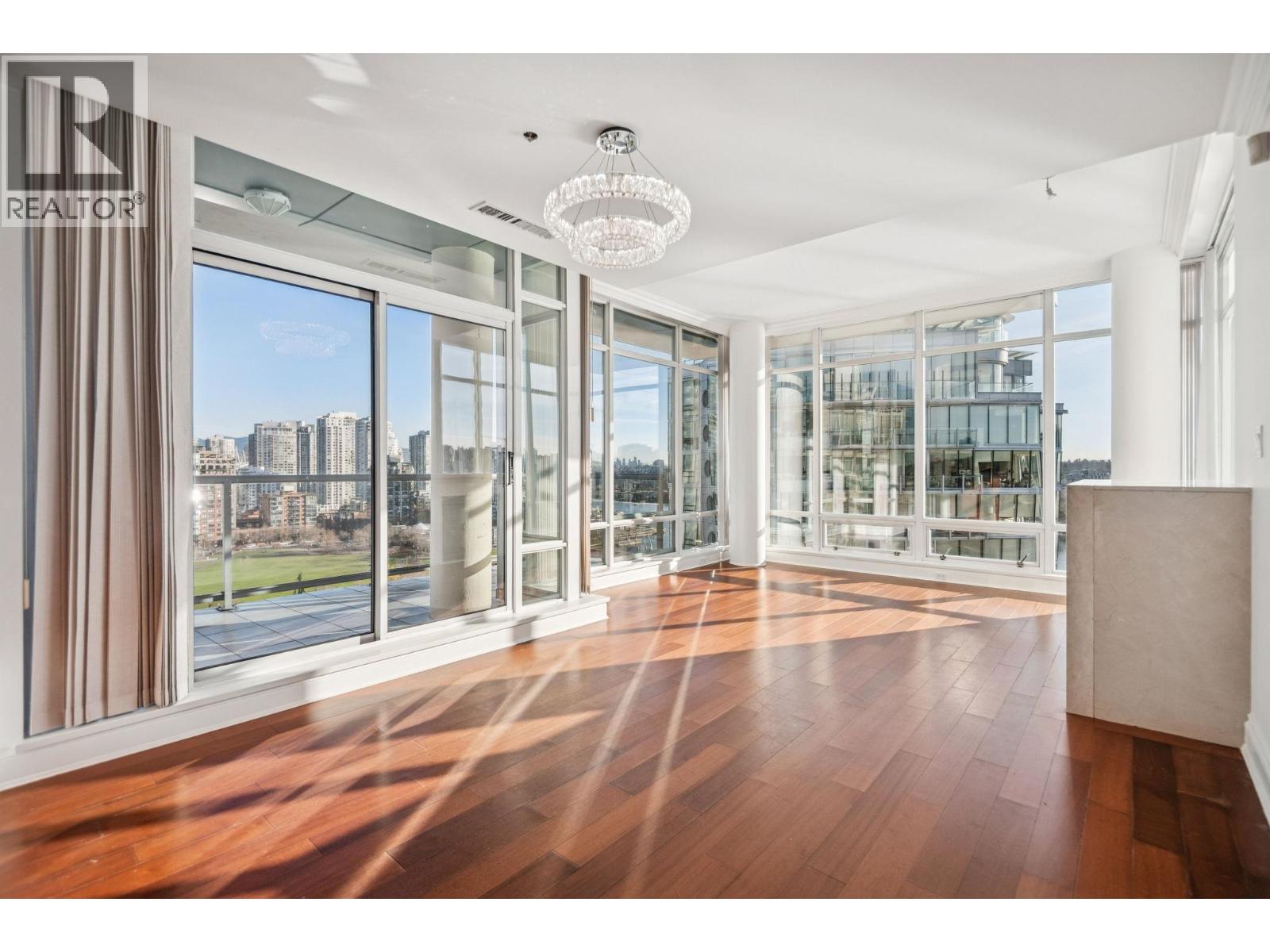 1903 1515 Homer Mews, Vancouver, British Columbia  V6Z 3E8 - Photo 5 - R3072289