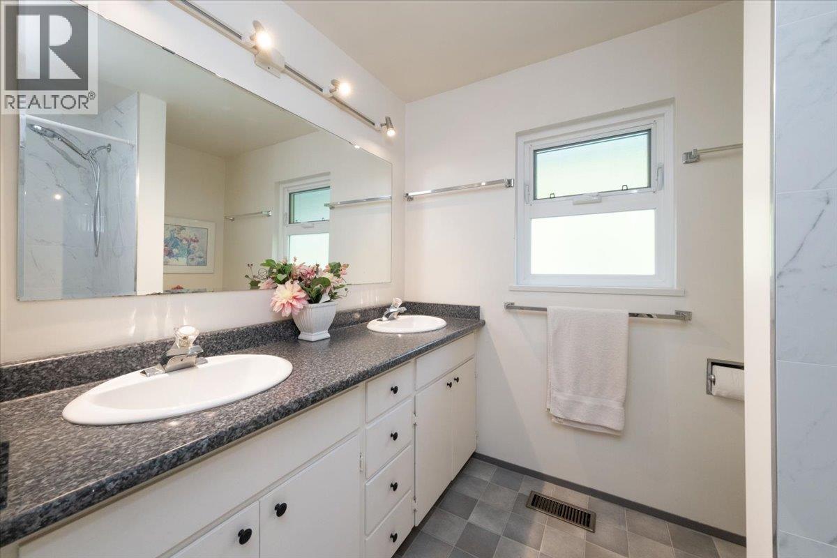 2864 Bushnell Place, North Vancouver, British Columbia  V7J 2Y8 - Photo 31 - R3072279