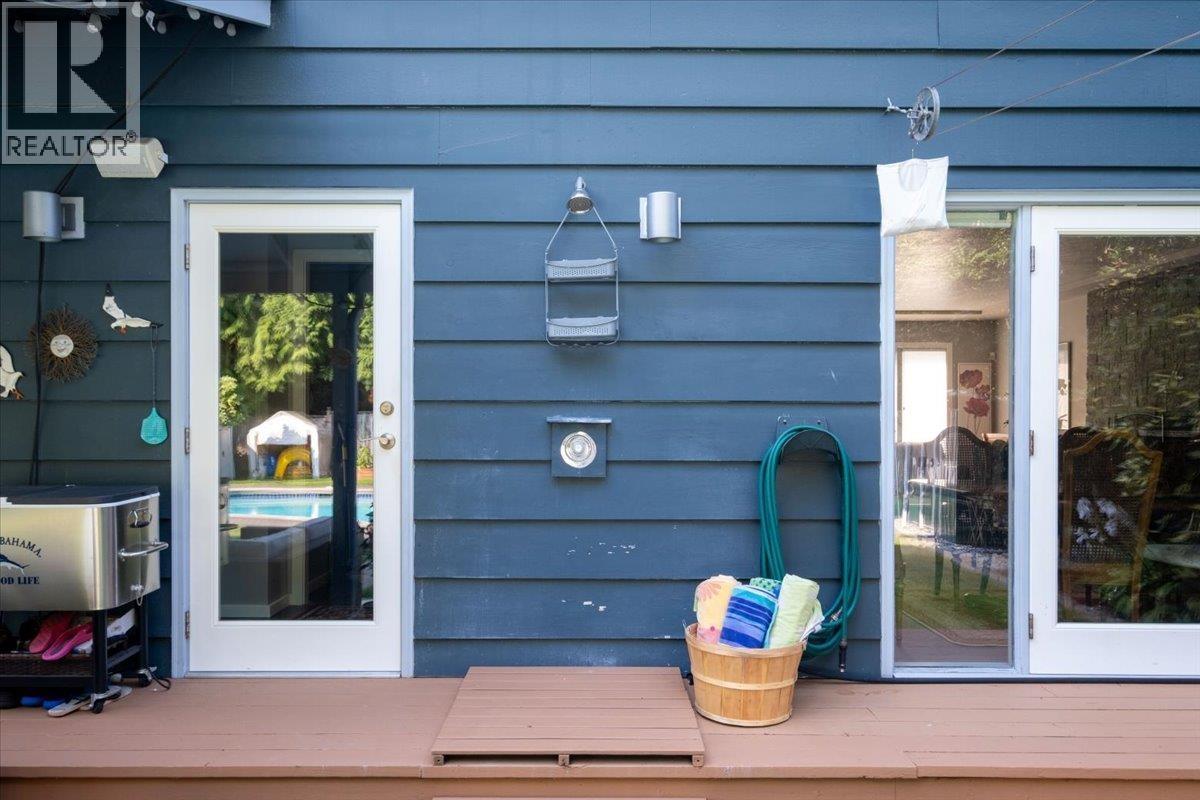 2864 Bushnell Place, North Vancouver, British Columbia  V7J 2Y8 - Photo 38 - R3072279