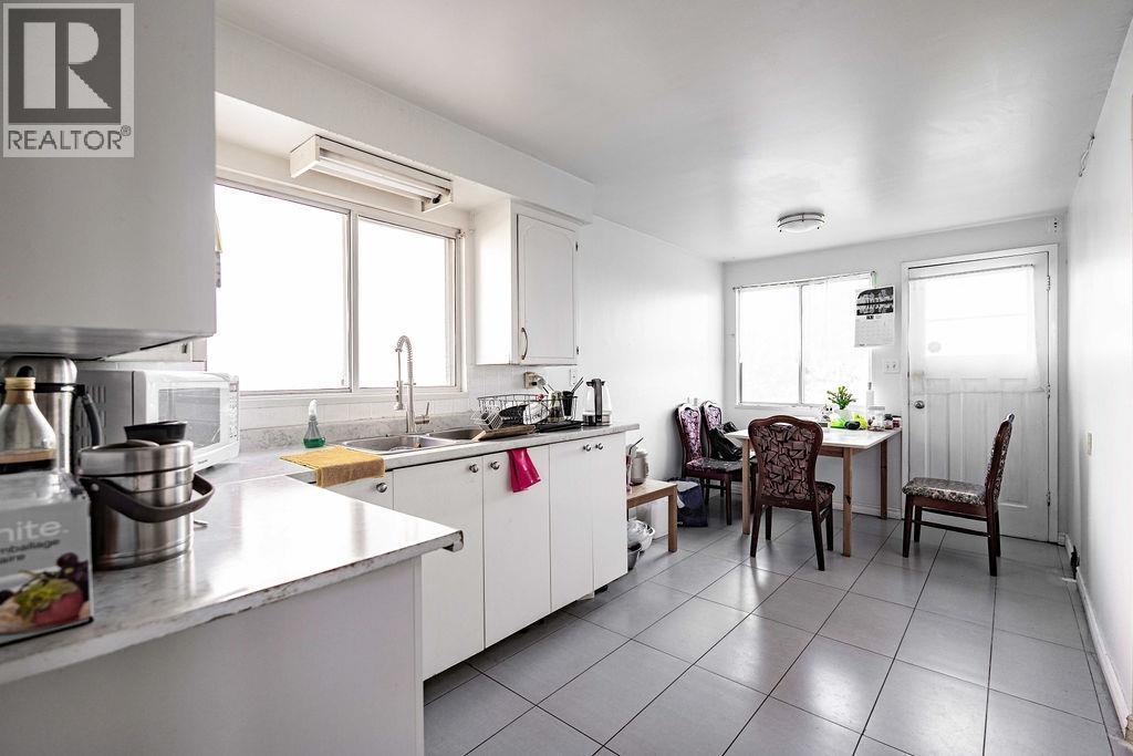 10280 Amethyst Avenue, Richmond, British Columbia  V7A 3A7 - Photo 5 - R3072290