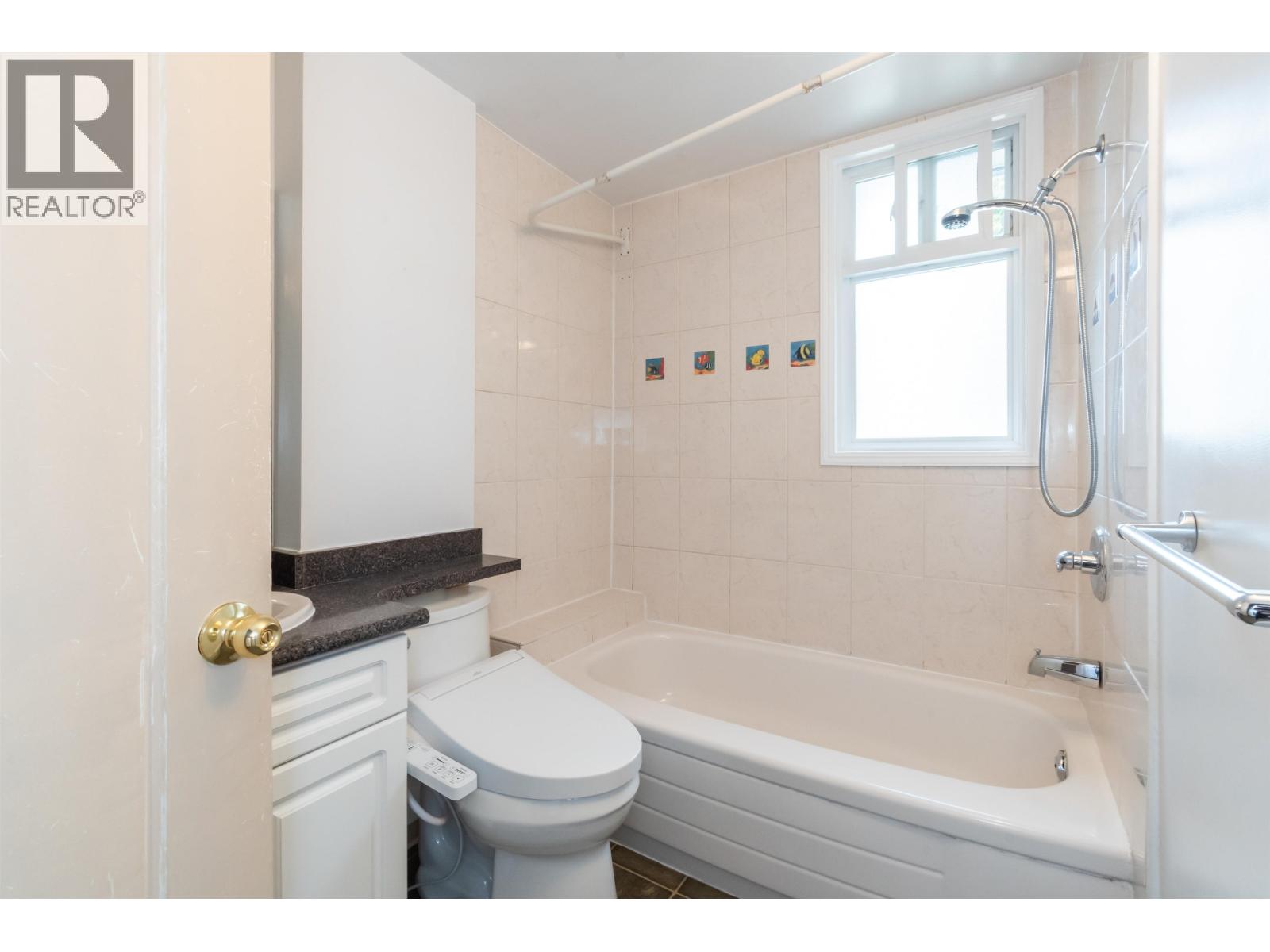 1945 W 45th Avenue, Vancouver, British Columbia  V6M 2H7 - Photo 11 - R3072292