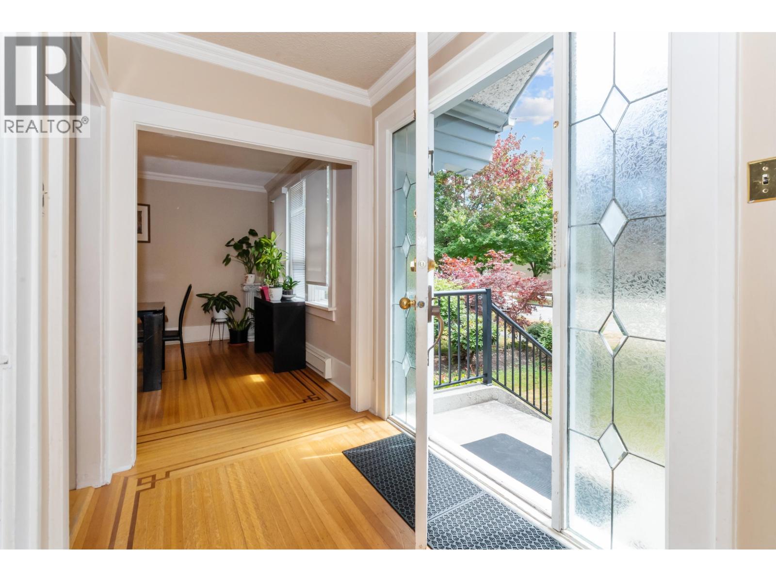 1945 W 45th Avenue, Vancouver, British Columbia  V6M 2H7 - Photo 6 - R3072292