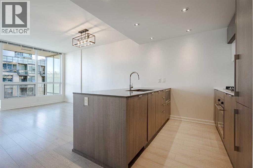 301, 128 2 Street Sw, Calgary, Alberta  T2P 0X3 - Photo 8 - A2268962