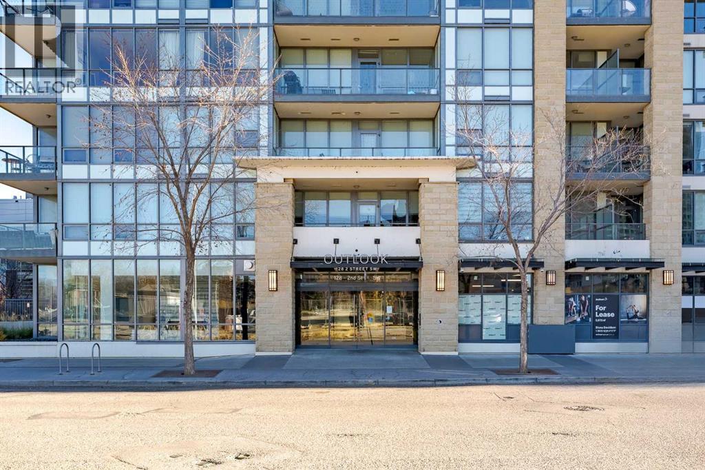 301, 128 2 Street Sw, Calgary, Alberta  T2P 0X3 - Photo 2 - A2268962