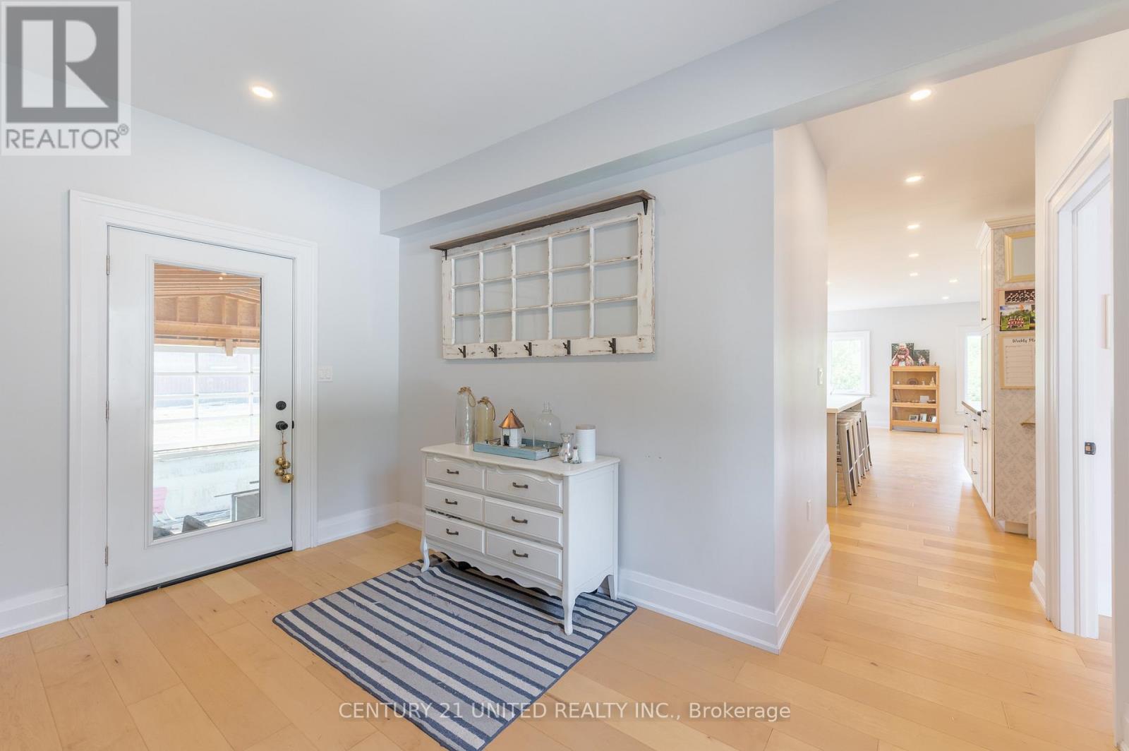 142 Hickory Beach Road, Kawartha Lakes, Ontario K0M 1N0 - Photo 19 - X12344223