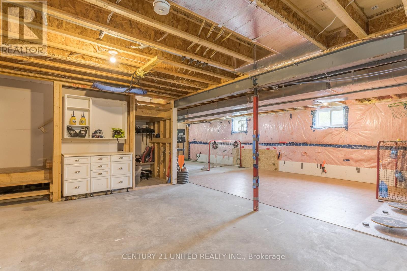 142 Hickory Beach Road, Kawartha Lakes, Ontario K0M 1N0 - Photo 40 - X12344223