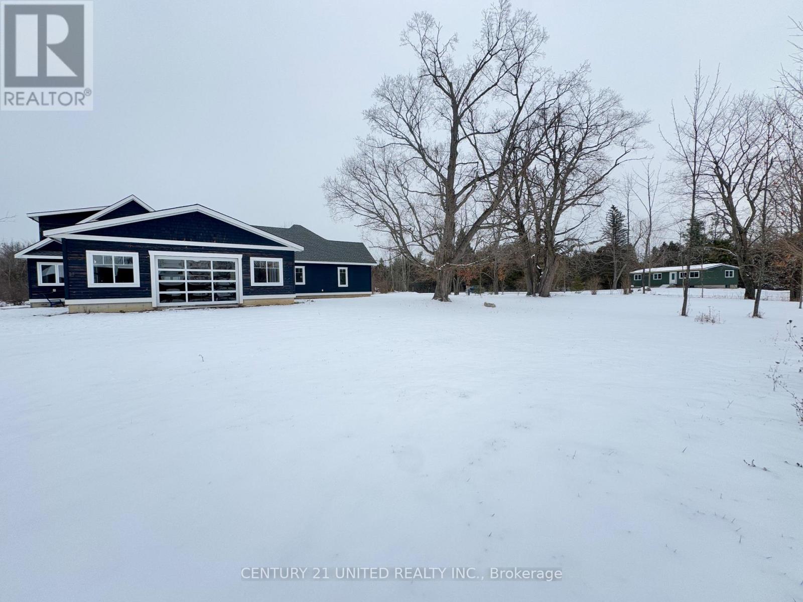 142 Hickory Beach Road, Kawartha Lakes, Ontario K0M 1N0 - Photo 44 - X12344223