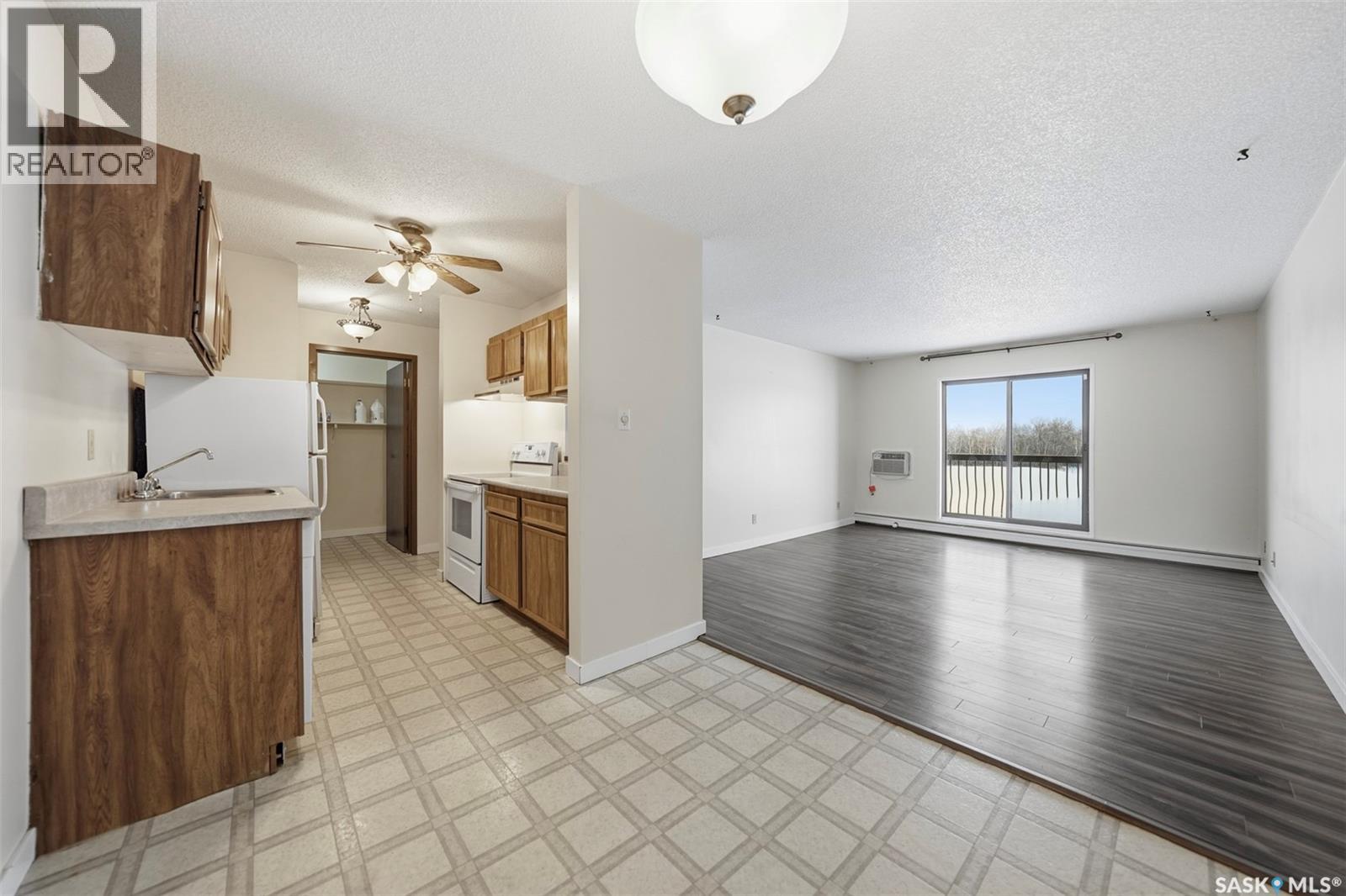 210 211 Tait Place, Saskatoon, Saskatchewan  S7H 5L5 - Photo 11 - SK025128