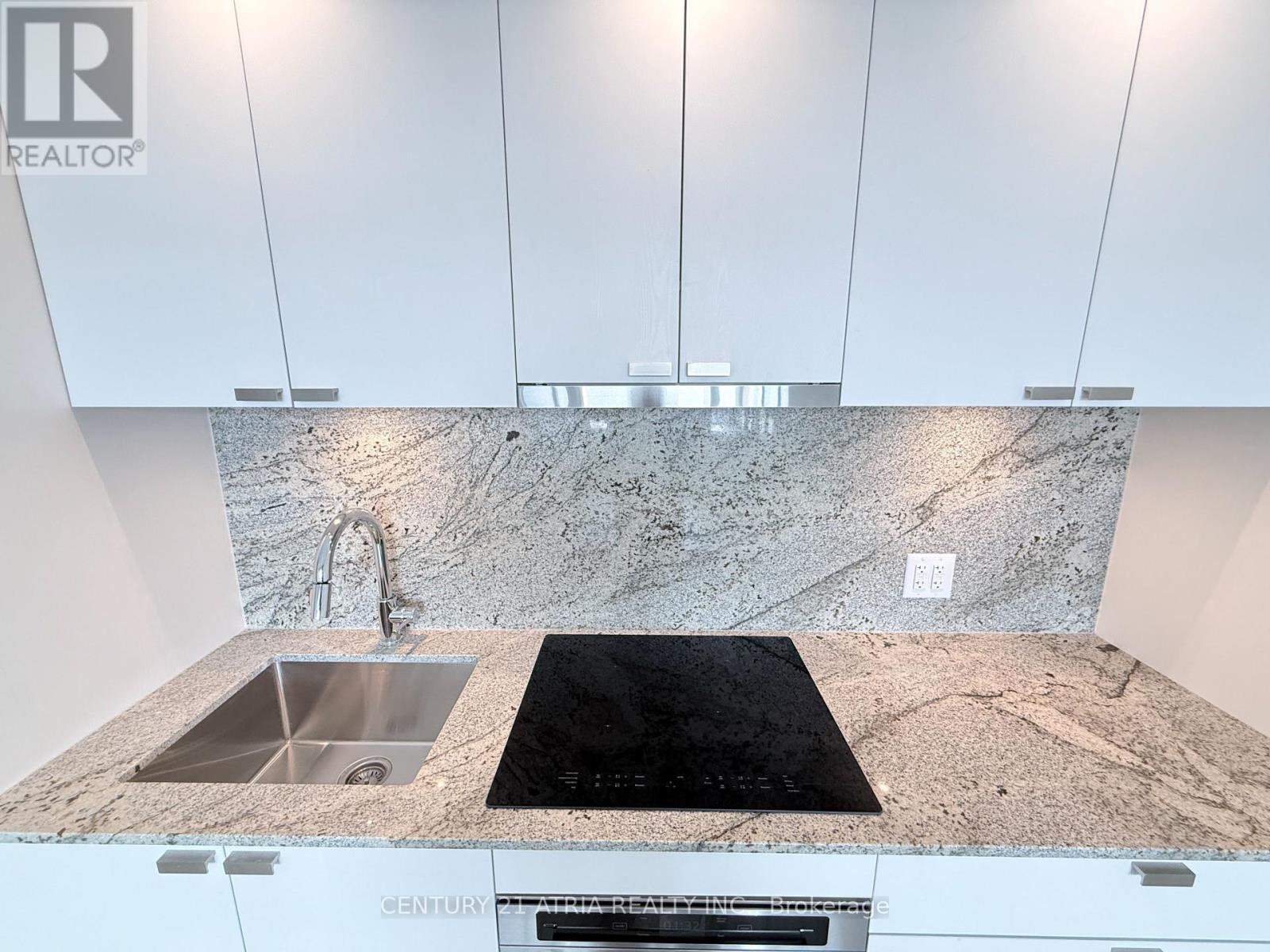 718 - 259 The Kingsway, Toronto, Ontario M9A 0G2 - Photo 3 - W12602718