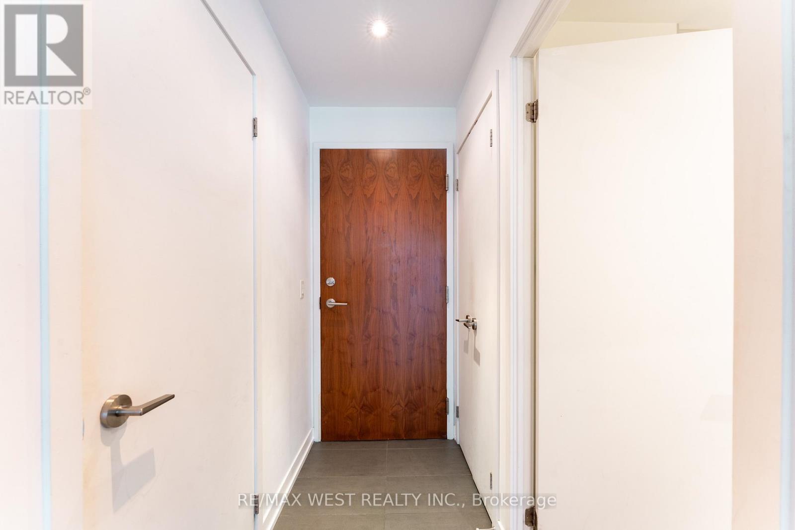 2605 - 170 Fort York Boulevard, Toronto, Ontario  M5V 0E6 - Photo 8 - C12602886