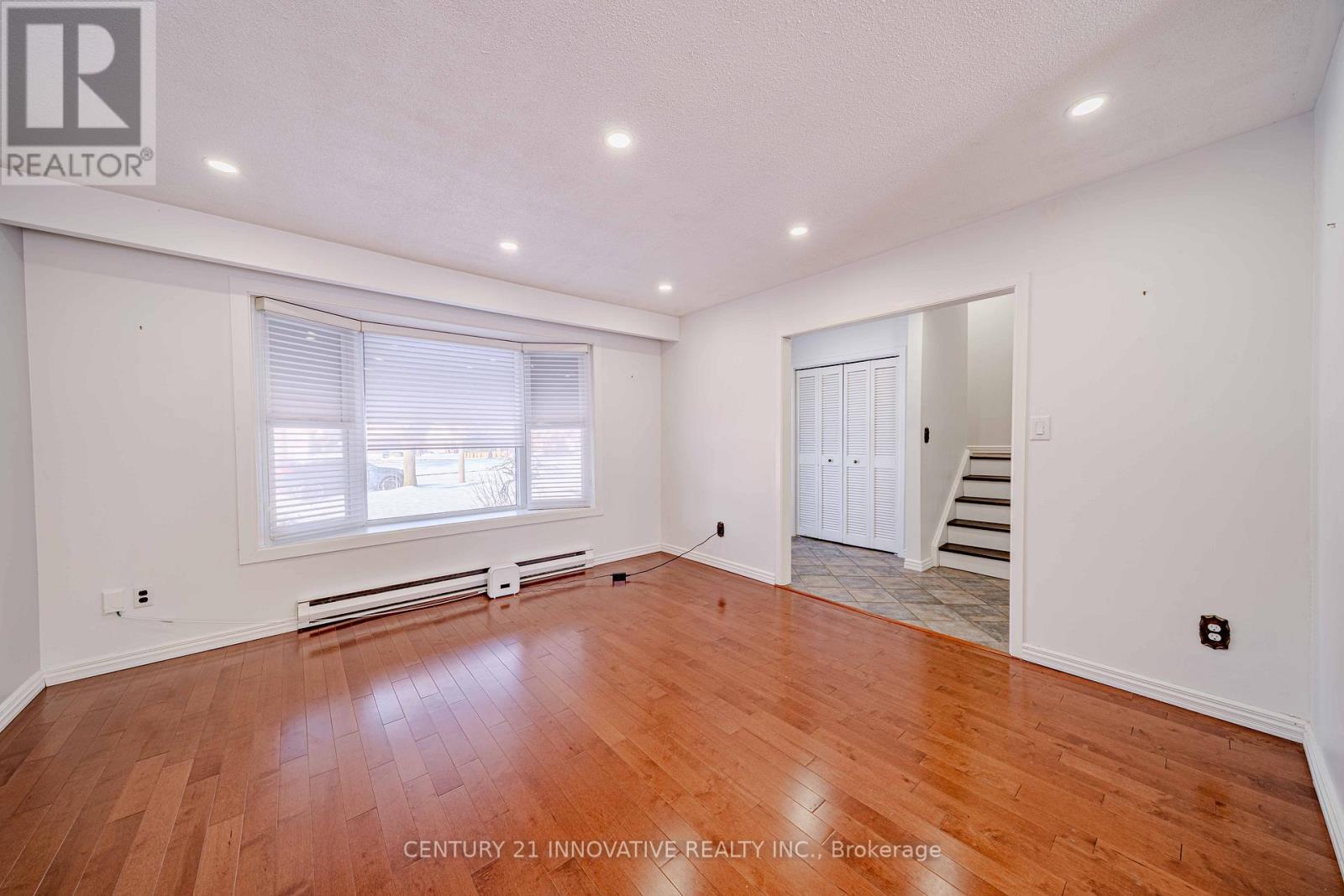 1135 Lobelia Court, Oshawa, Ontario  L1G 3H3 - Photo 10 - E12602892