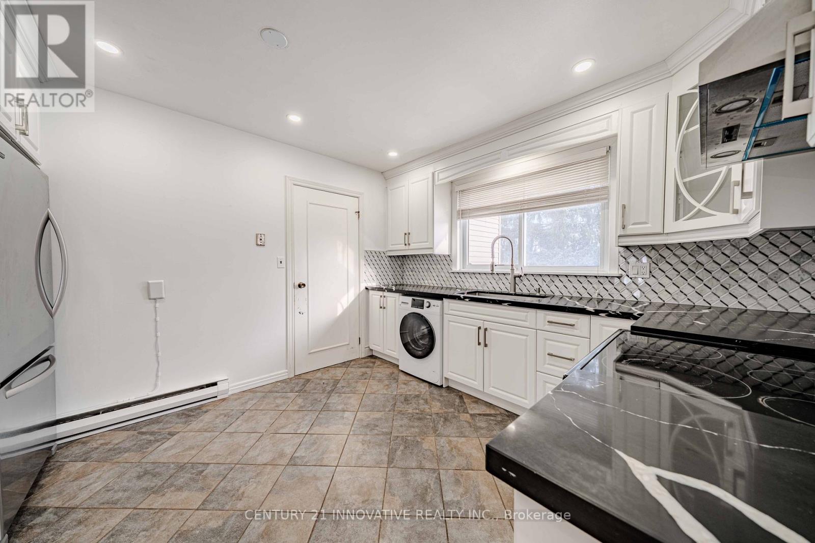 1135 Lobelia Court, Oshawa, Ontario  L1G 3H3 - Photo 17 - E12602892