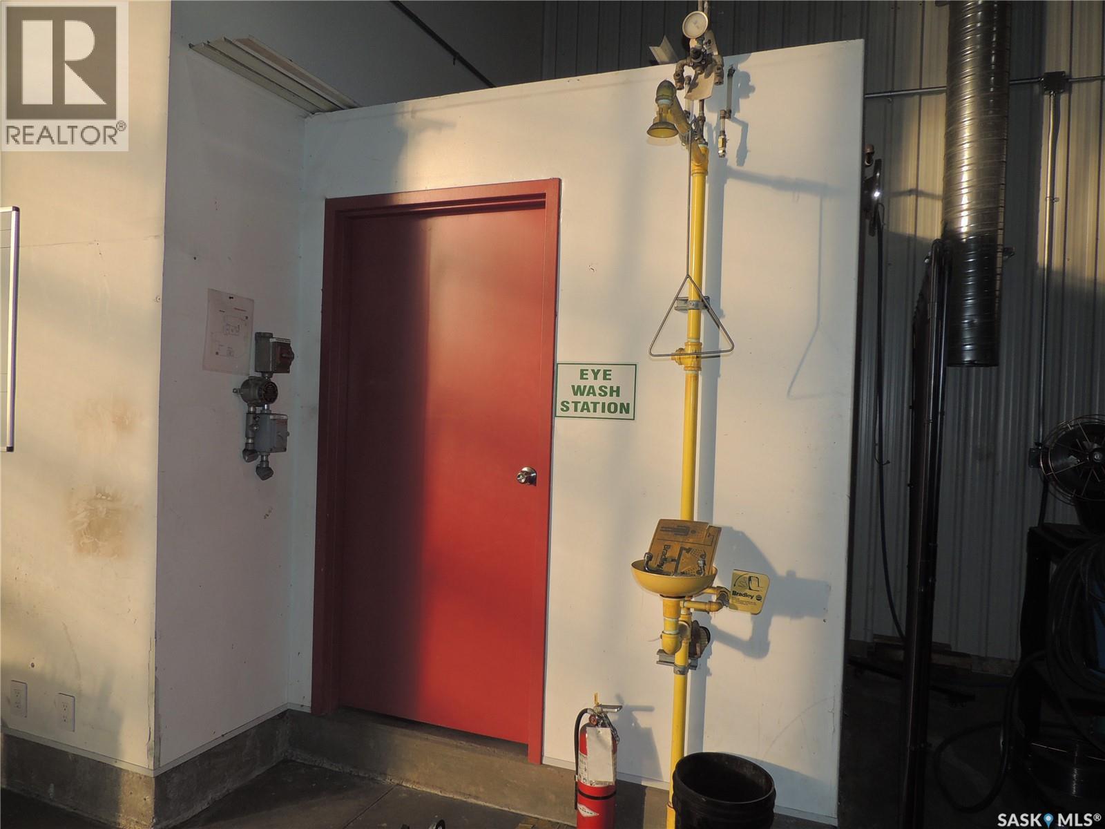 540 Bourquin Road, Estevan, Saskatchewan  S4A 2A7 - Photo 3 - SK025222