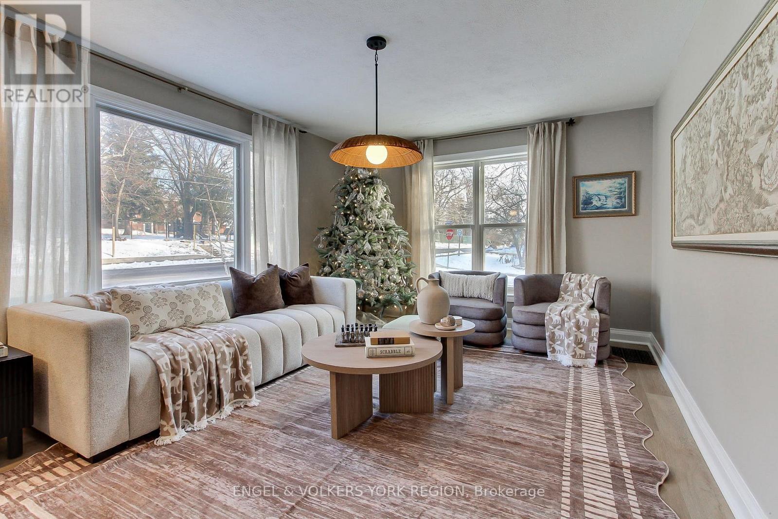 16942 Bayview Avenue, Newmarket, Ontario L3Y 6M5 - Photo 7 - N12602914